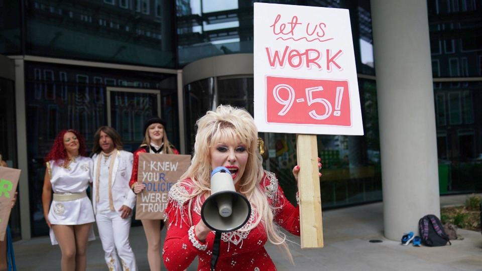 Kelly O'Brien protesting outside Meta HQ in London 