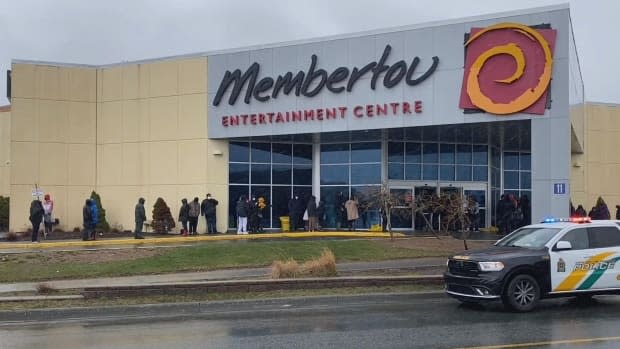 In late April, a long lineup of people stood outside the Membertou Entertainment Centre for testing.  (Matthew Moore/CBC - image credit)