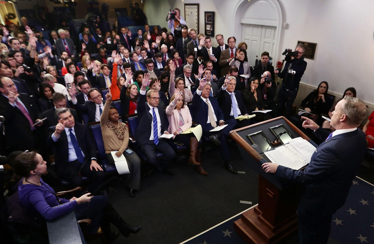 press briefing sean spicer reporters