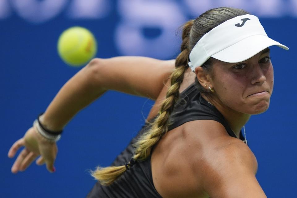 US Open Paolini joins Gauff as the only women to reach the fourth