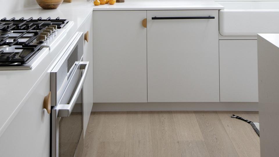 garland and wreath in white kitchen