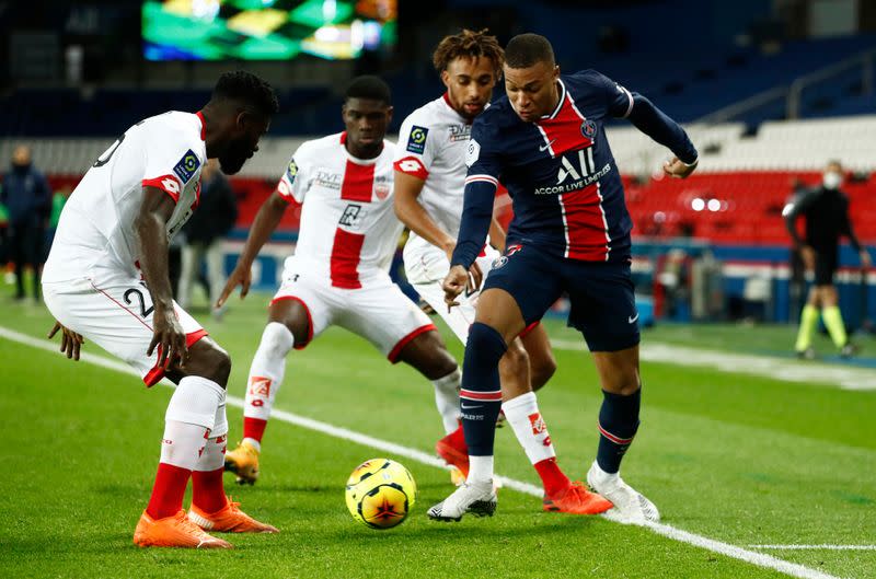 Ligue 1 - Paris St Germain v Dijon