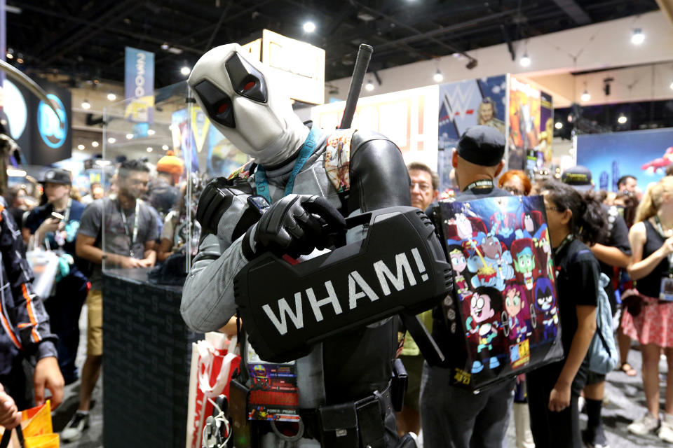 <p>Cosplayer dressed as Deadpool at Comic-Con International on July 20 in San Diego. (Photo: Angela Kim/Yahoo Entertainment) </p>