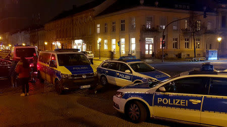 Police have evacuated a Christmas market and the surrounding area in the German city of Potsdam, near Berlin, Germany, December 1, 2017, to investigate a suspicious object. Reuters/Zoltan Berta