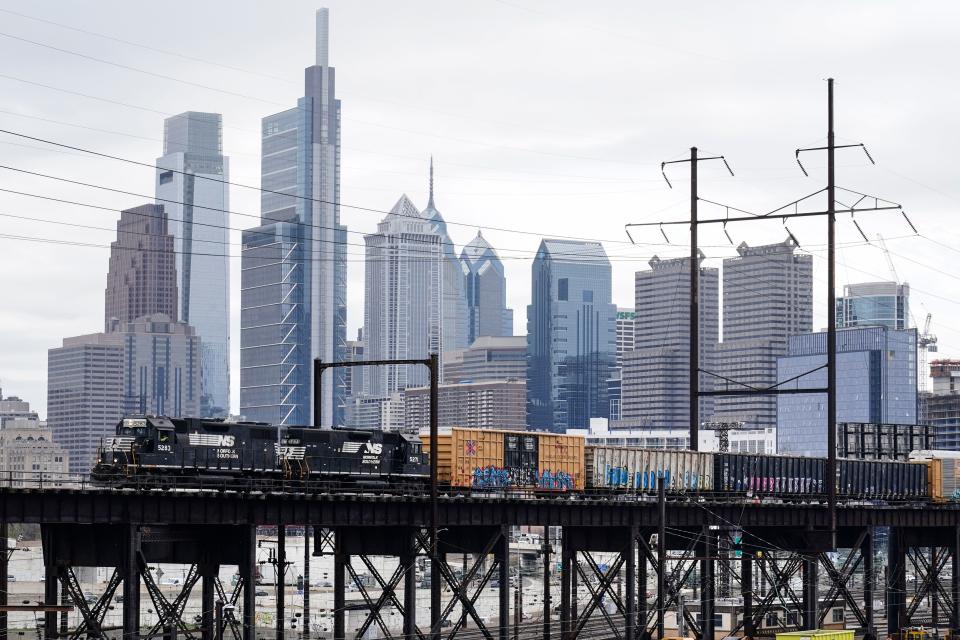 Elevated tracks in Philadelphia in March 2021.