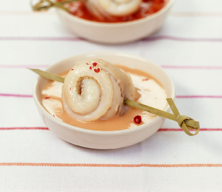 Rollitos de lenguado con salsa andaluza