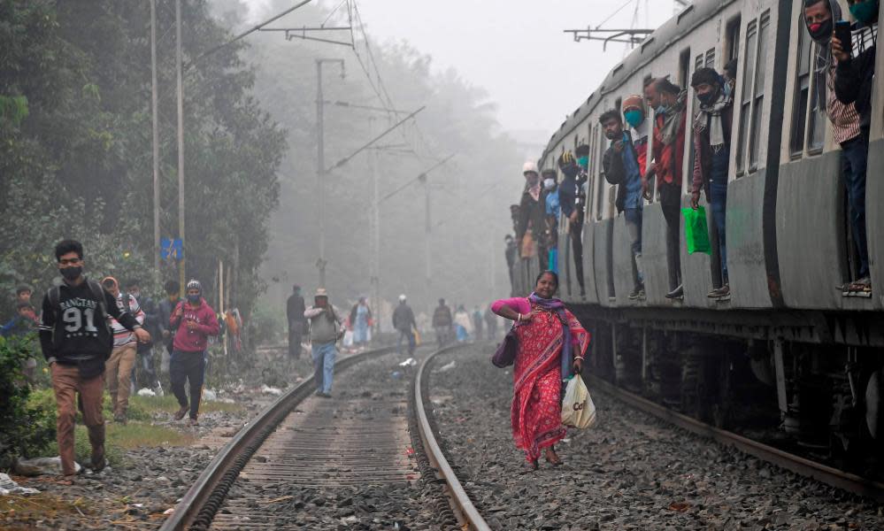 <span>Photograph: Dibyangshu Sarkar/AFP/Getty Images</span>