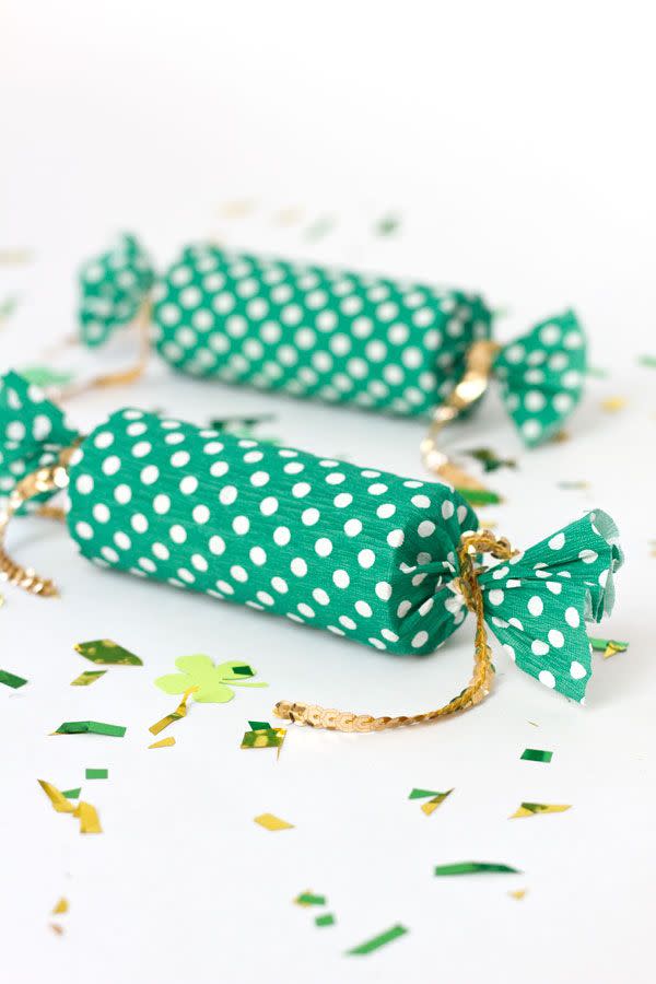 DIY Lucky Confetti Poppers