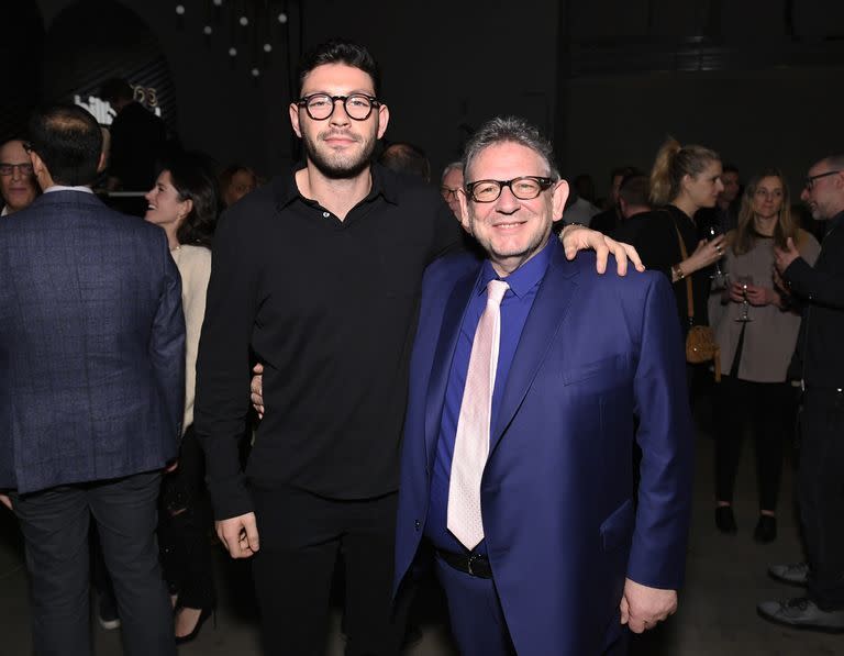 <span class="caption">Elliot and his dad, Lucian.</span><span class="photo-credit">Getty Images</span>