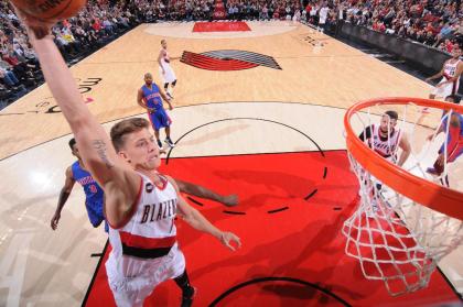 Meyers Leonard made a push for a payday in his third season. (Sam Forencich/NBAE/Getty Images)