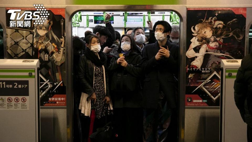 日本的滿員電車，成為痴漢犯罪的溫床。（圖／達志影像美聯社）