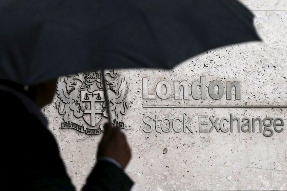 The FTSE 100 index was lower on Tuesday afternoon (Reuters/Suzanne Plunkett)