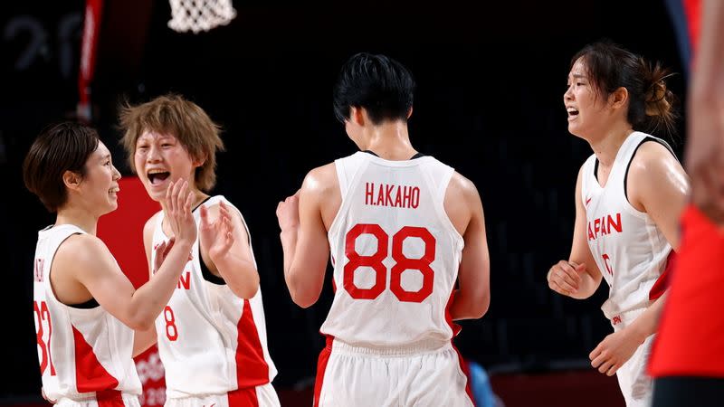 Basketball - Women - Group B - Japan v France