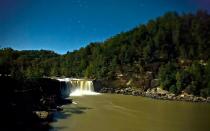 <p>For those who cant make it up north, visit The Niagara Falls of the South in Kentucky. Cumberland Falls is home to one very unique natural phenomenon, the moonbow. Couples who visit the park at night can spot a fantastic lunar rainbow spread across the falls, adding to the areas natural romanticism. </p>