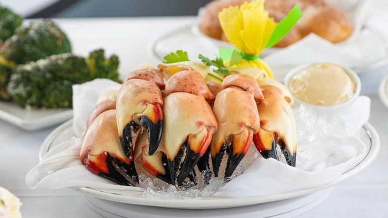 crab claws gourmet restaurant 