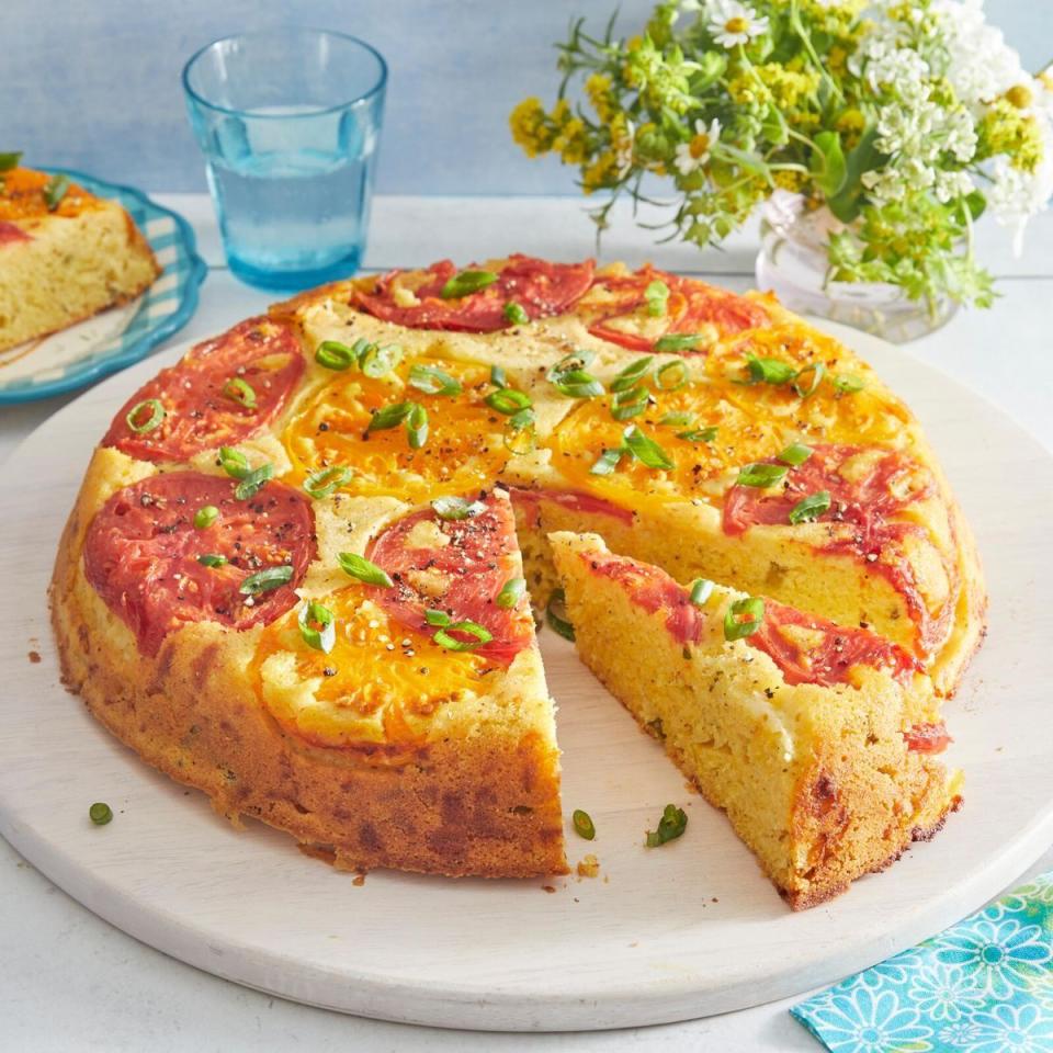 upside down tomato cornbread