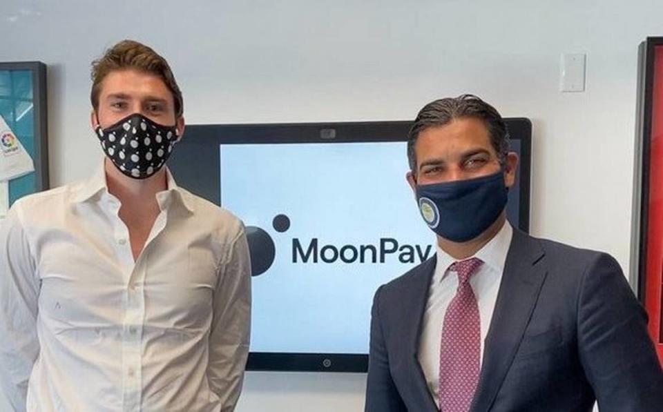 Photo tweeted by MoonPay CEO Ivan Soto-Wright (left) after a Cafecito talk with Miami Mayor Francis Suarez (right) in February 2021. Twitter