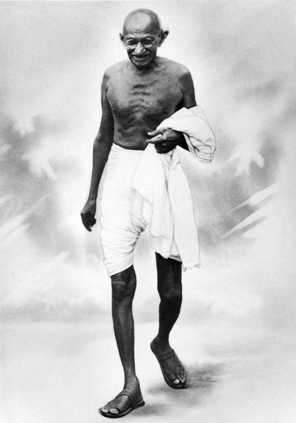 INDIA - JANUARY 01: The Mahatma GANDHI in the 1920's. (Photo by Keystone-France/Gamma-Keystone via Getty Images)