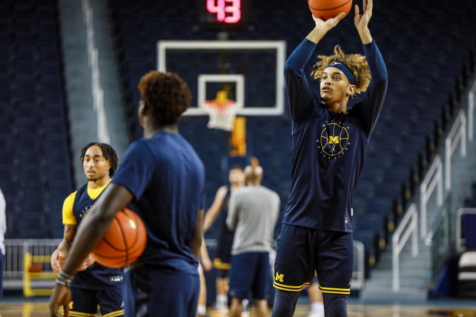Micihigan basketball forward Terrance Williams II practices his jump shot Oct. 15, 2021 during media day at Crisler Center in Ann Arbor.