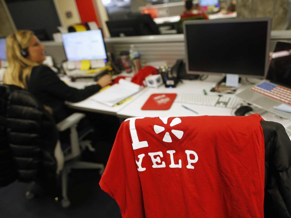 yelp chicago red shirt