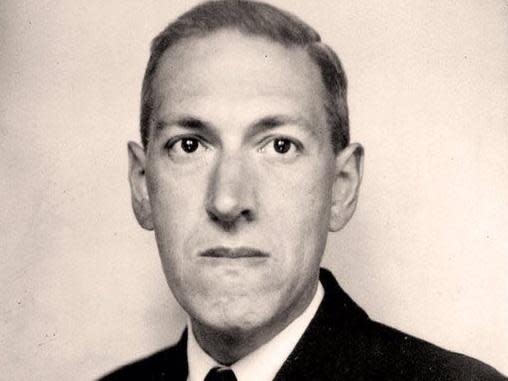 Giant penguins and evil sentient pudding: a portrait of Lovecraft (The HP Lovecraft Estate)