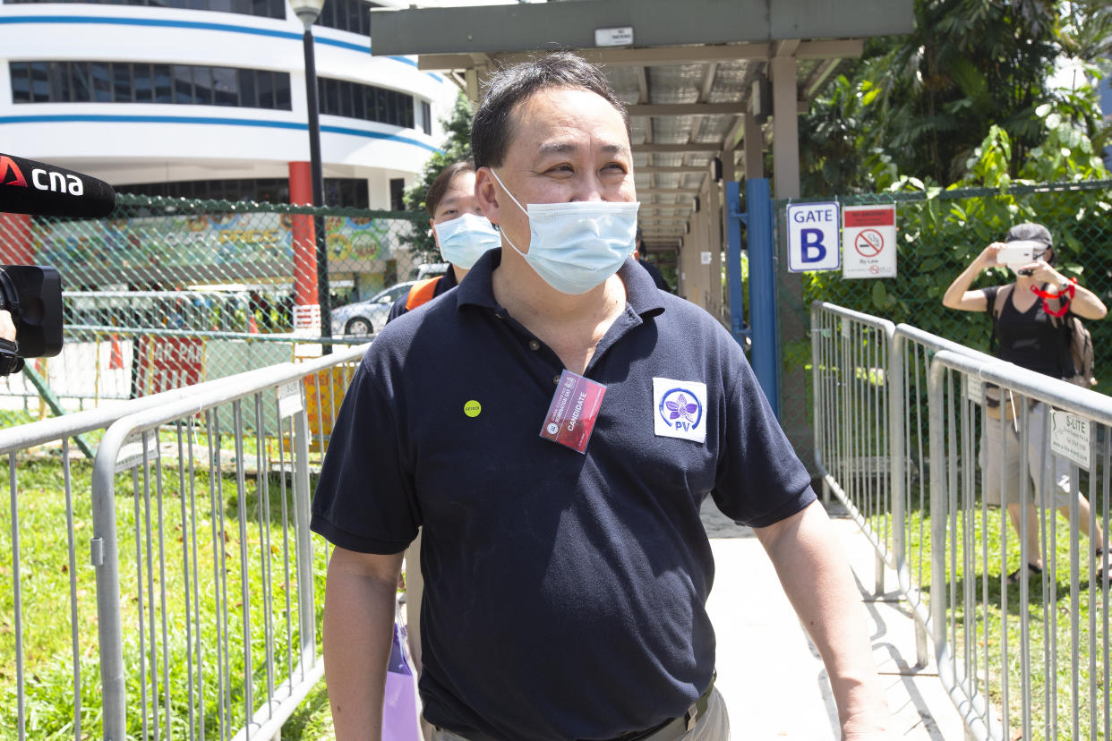 Peoples Voice chief Lim Tean, who is running in Jalan Besar GRC, seen leaving Bendemeer Primary School on Nomination Day (30 June). (PHOTO: Yahoo News Singapore)