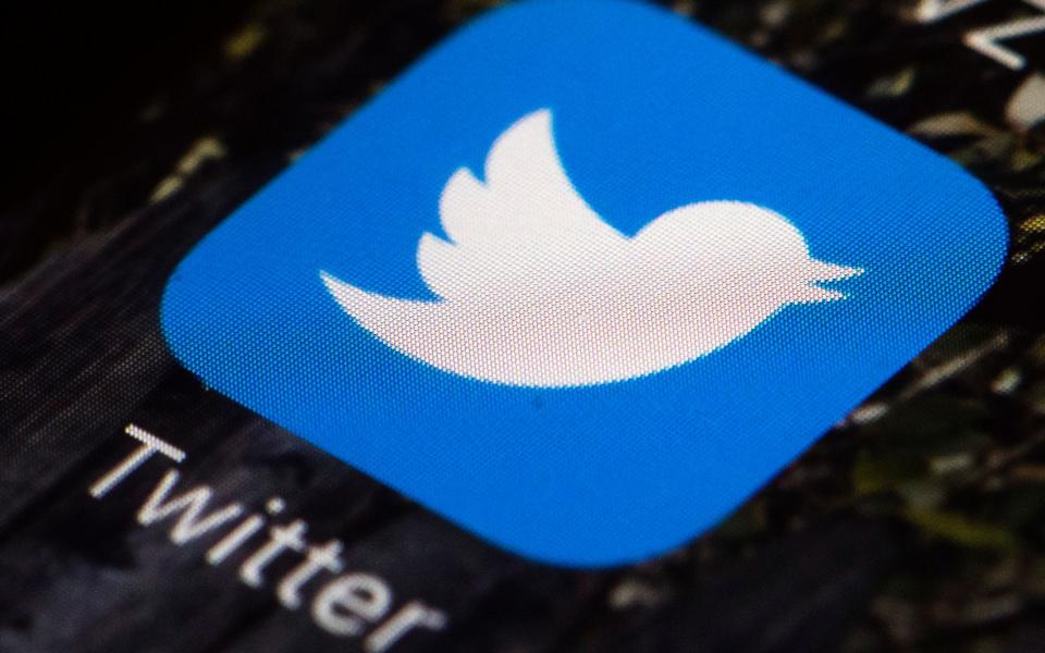 Twitter wants all of its users to read articles before they share them on the site - AP