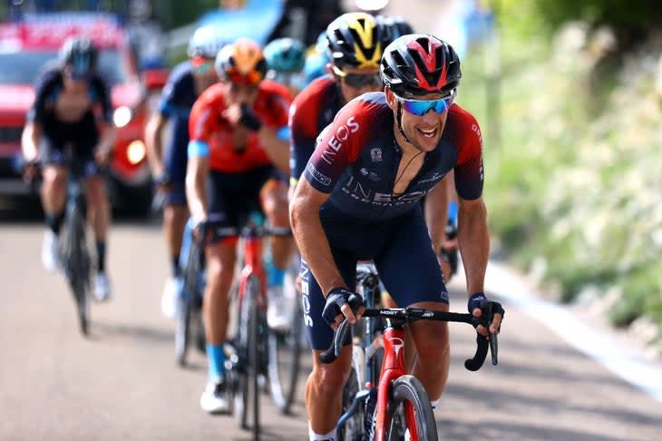 <span class="article__caption">Richard [with the yellow on his helmet] was encouraging me with 'keep pedaling, keep pedaling,' on the climb to Blockhaus.</span> (Photo: Michael Steele/Getty Images)