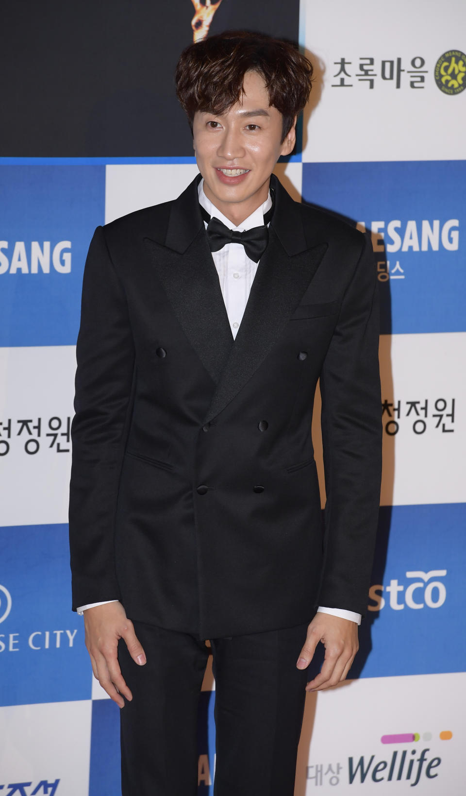 INCHEON, SOUTH KOREA - NOVEMBER 21: Actor Lee Kwang-Soo arrives at the photocall for the 40th Blue Dragon Film Awards at the Paradise City on November 21, 2019 in Incheon, South Korea. (Photo by The Chosunilbo JNS/Imazins via Getty Images)