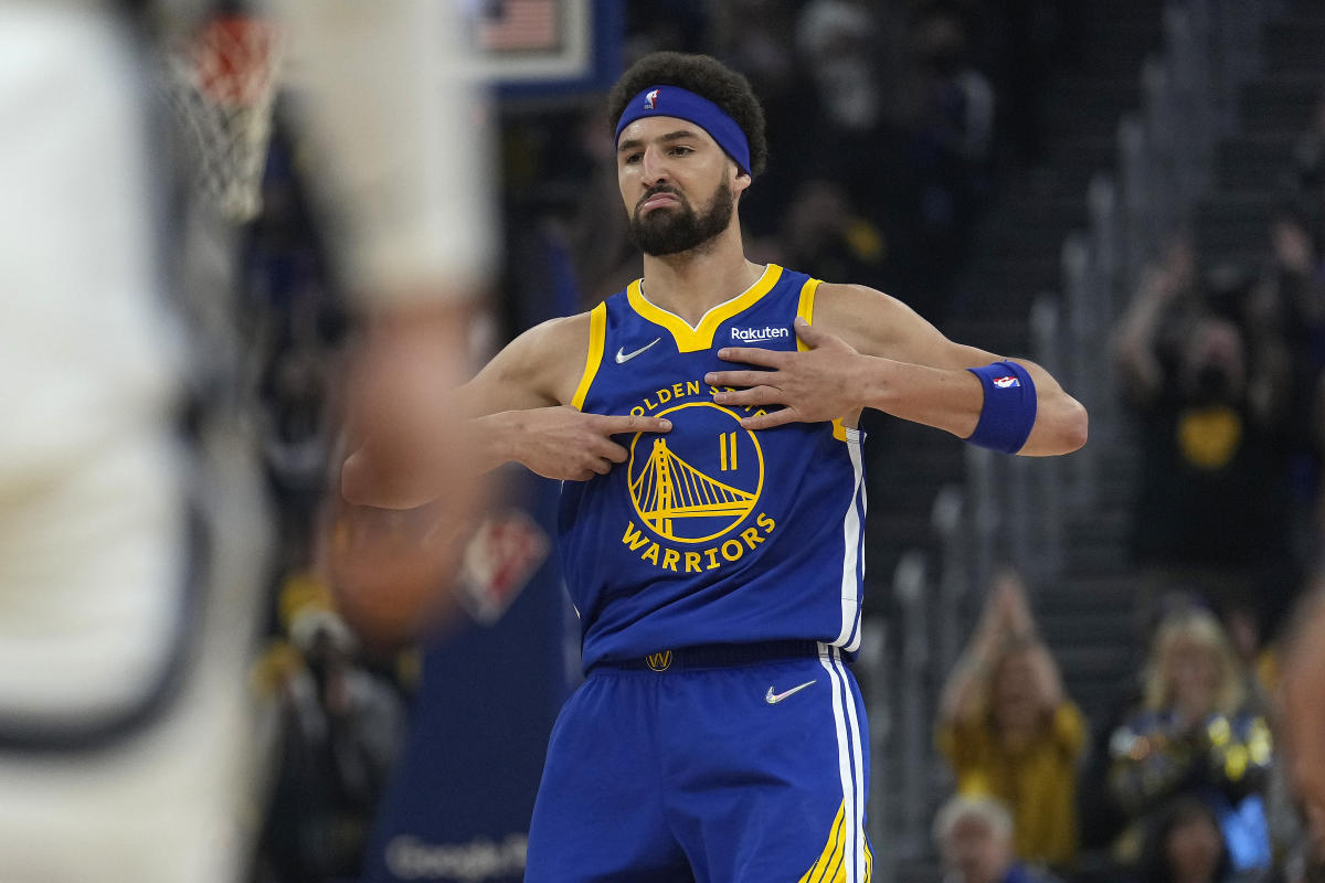 NBA Klay Thompson leads Warriors' clincher vs. Grizzlies