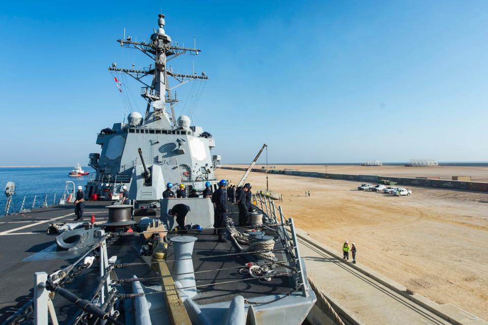 Navy destroyer Nitze Duqm Oman