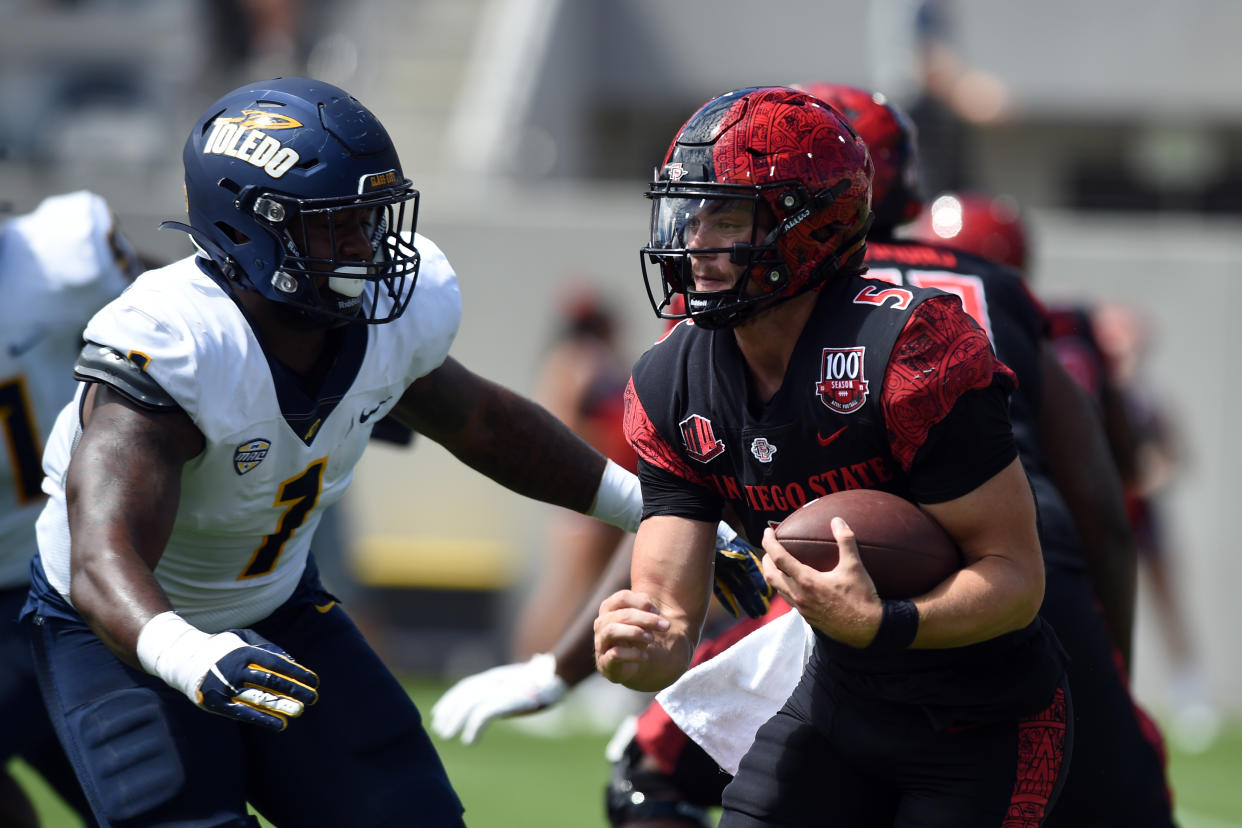 Toledo Rockets defensive lineman Desjuan Johnson (1) was the final pick of the NFL draft. (Photo by Chris Williams/Icon Sportswire via Getty Images)