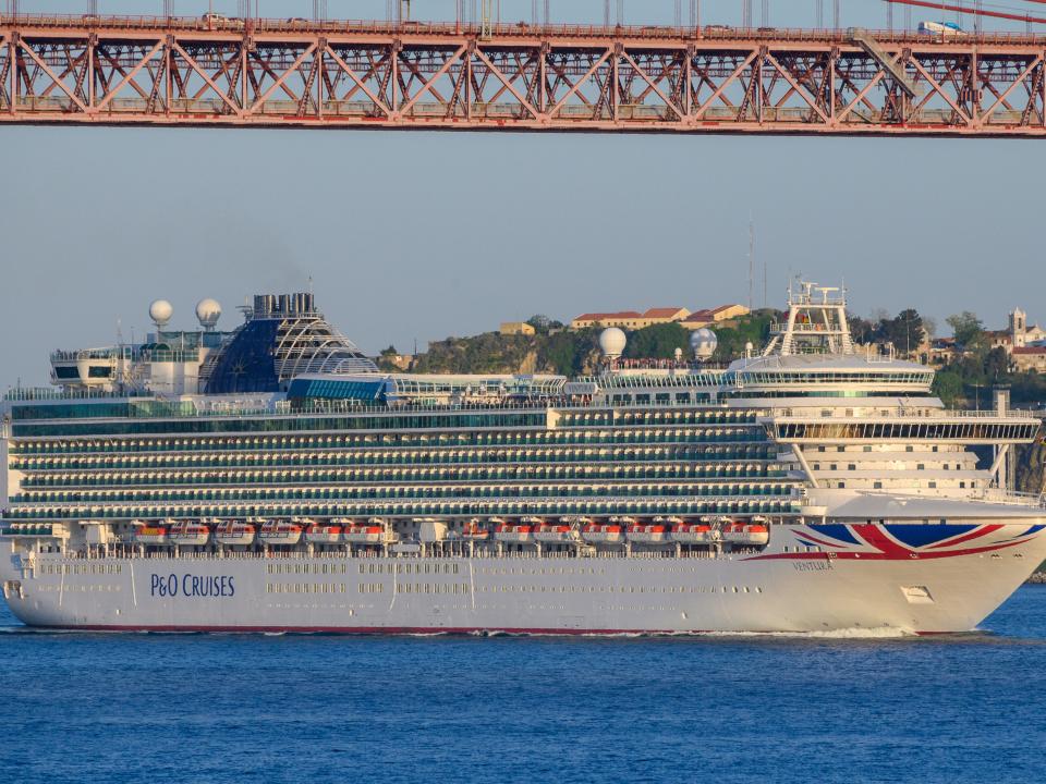 Photograph of P&O Cruises MV Ventura ship  in the sea