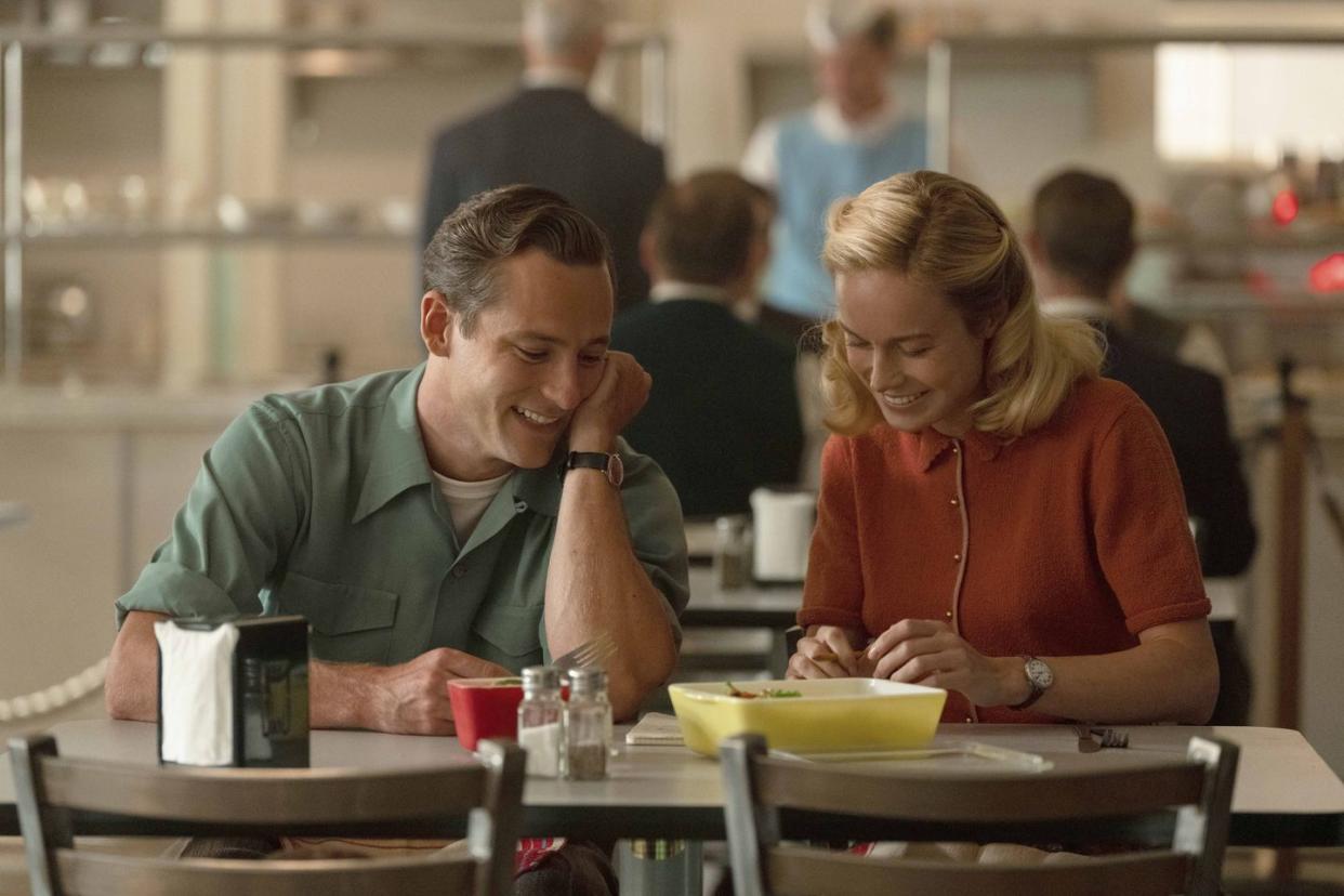 lewis pullman, brie larson, lessons in chemistry