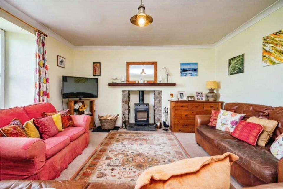 Western Telegraph: A welcoming sitting room
