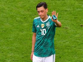 Toni Kroos describes Mesut Ozil’s decision to retire from German football team because of racism ‘nonsense'