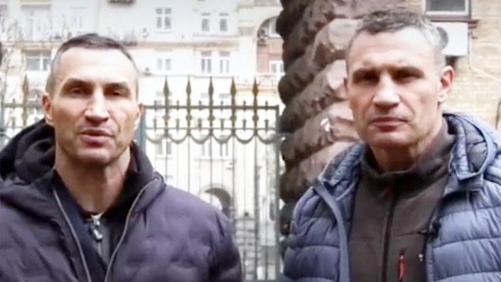 Boxing greats Wladimir and Vitali Klitschko have vowed to take up arms for Ukraine in the fight against Russia. (Image: Twitter)
