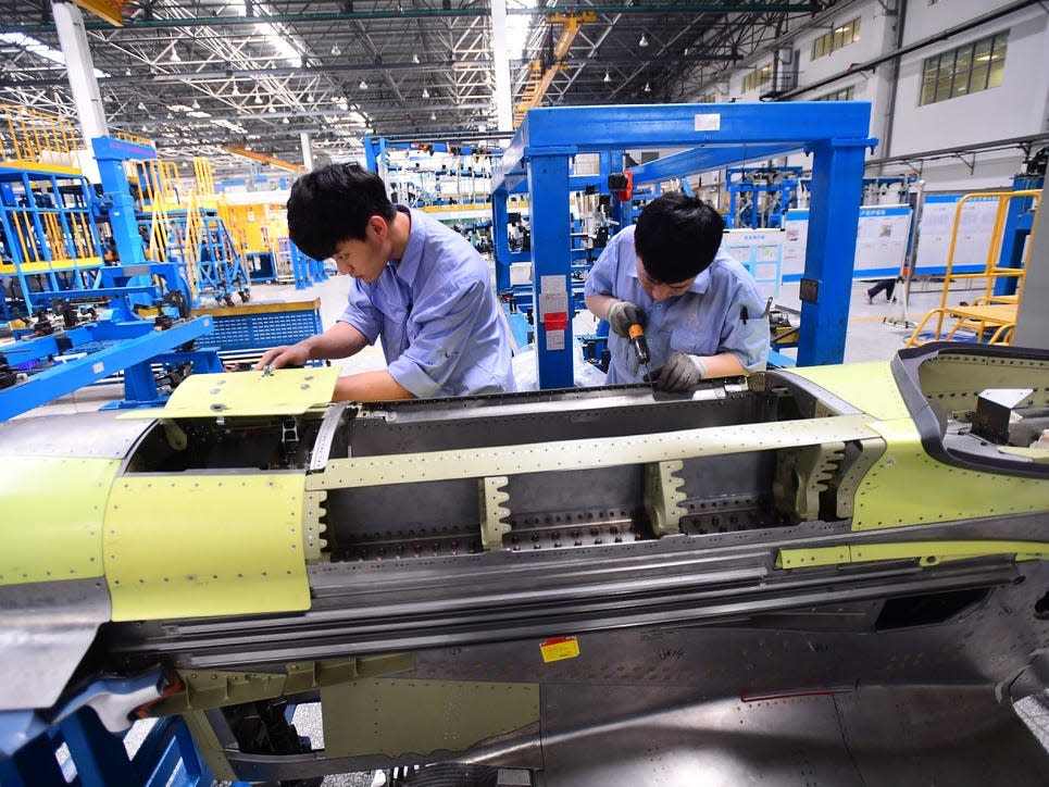 Production of the C919.