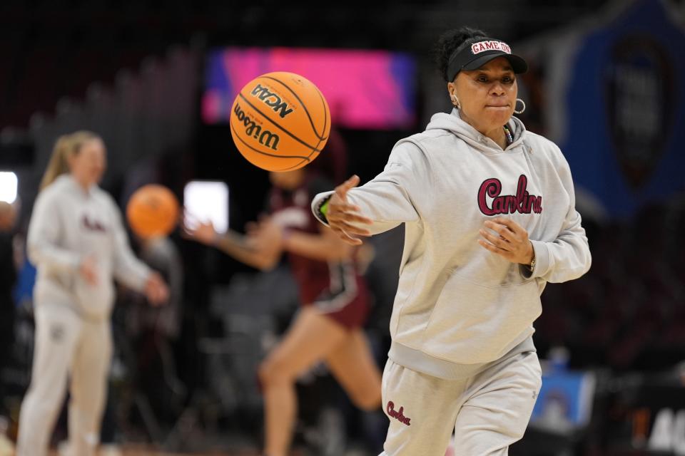 South Carolina head coach Dawn Staley runs a drill during a practice for an NCAA Women's Final Four semifinals basketball game Thursday, April 4, 2024, in Cleveland. (AP Photo/Morry Gash)