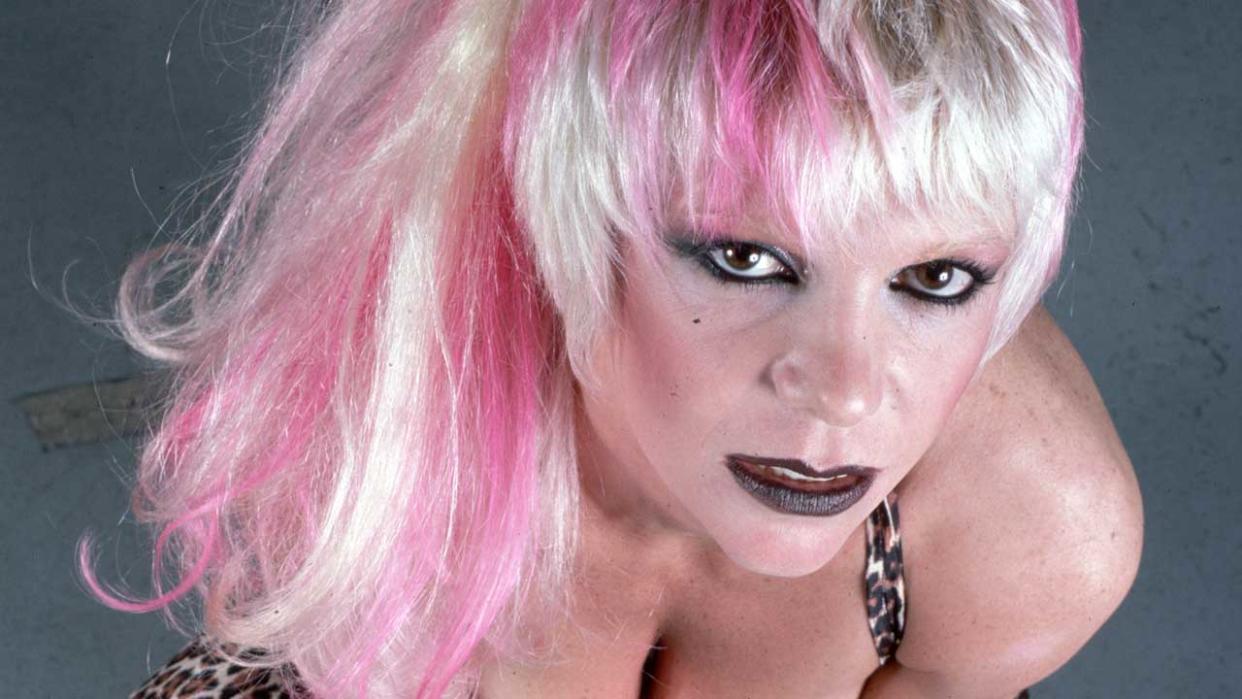  Wendy O. Williiams close-up 