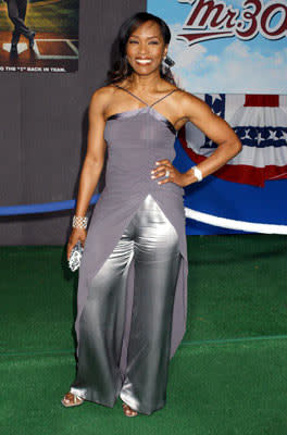 Angela Bassett at the Hollywood premiere of Touchstone Pictures' Mr. 3000