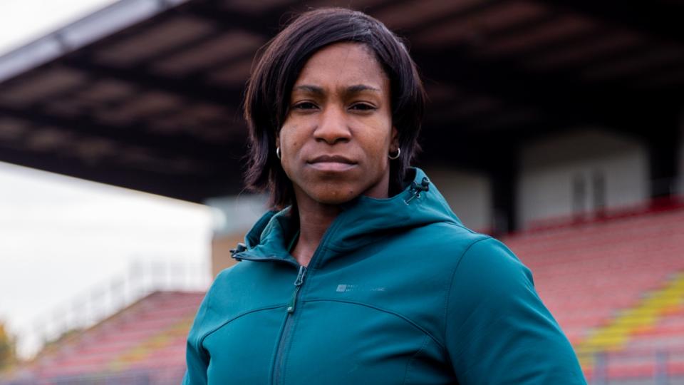 Alphonsi was part of the England side that won the Rugby World Cup in 2014
