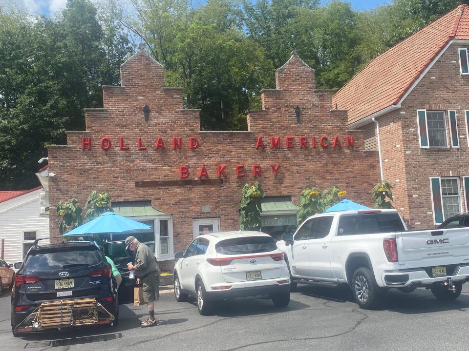 The unique architecture and delightful donuts make Holland American Bakery a standout.