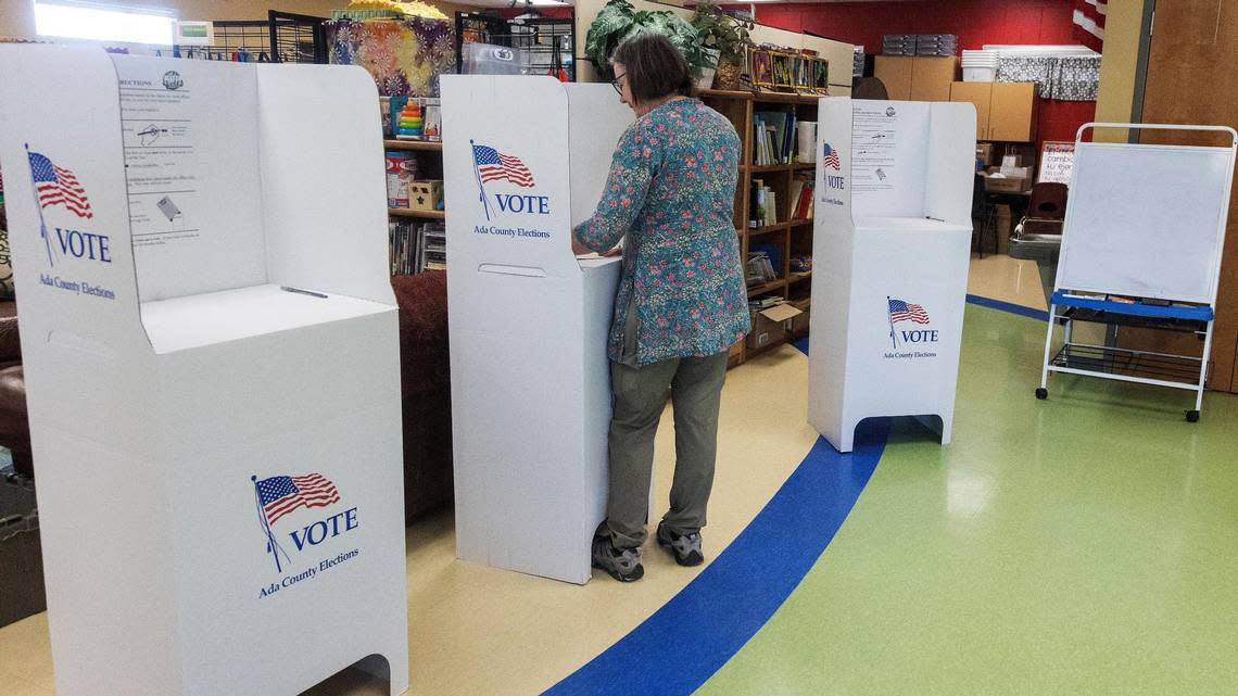 Kathleen O’Connell-Sundaram votes in the school board election at the Morley Nelson Elementary School voting site in Boise on Sept. 6.