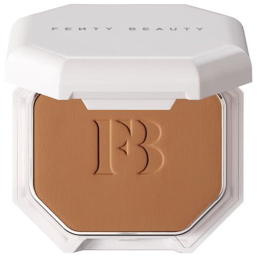 <p><a href="https://go.redirectingat.com?id=74968X1596630&url=https%3A%2F%2Fwww.sephora.com%2Fproduct%2Ffenty-beauty-rihanna-pro-filt-r-soft-matte-powder-foundation-P466829&sref=https%3A%2F%2Fwww.harpersbazaar.com%2Fbeauty%2Fmakeup%2Fa42857861%2Frihanna-super-bowl-beauty-2023%2F" rel="nofollow noopener" target="_blank" data-ylk="slk:Shop Now;elm:context_link;itc:0;sec:content-canvas" class="link ">Shop Now</a></p><p>Pro Filt’r Soft Matte Longwear Powder Foundation</p><p>$38.00</p><p>sephora.com</p>