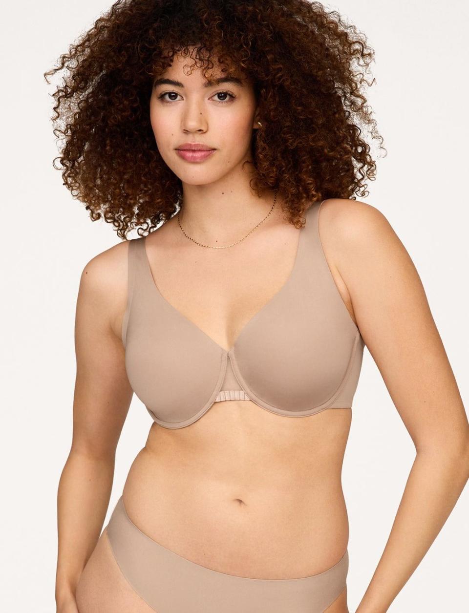 <p><a href="https://go.redirectingat.com?id=74968X1596630&url=http%3A%2F%2Fwww.thirdlove.com%2Fproducts%2F24-7-unlined-minimizer-bra&sref=https%3A%2F%2Fwww.harpersbazaar.com%2Ffashion%2Ftrends%2Fg39819433%2Fbest-minimizer-bras%2F" rel="nofollow noopener" target="_blank" data-ylk="slk:Shop Now;elm:context_link;itc:0;sec:content-canvas" class="link ">Shop Now</a></p><p>ThirdLove 24/7® Unlined Minimizer Bra </p><p>thirdlove.com</p><p>$76.00</p>