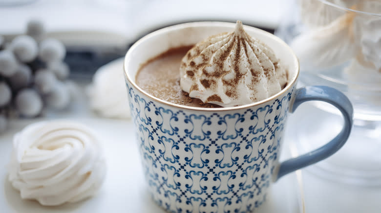 Hot chocolate with whipped puff