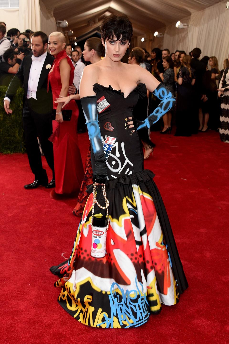 <h1 class="title">Katy Perry in Moschino</h1><cite class="credit">Photo: Getty Images</cite>