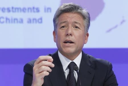 CEO of German software group SAP Bill McDermott attends the company's balance sheet news conference in Frankfurt January 25, 2012. REUTERS/Lmar Niazman