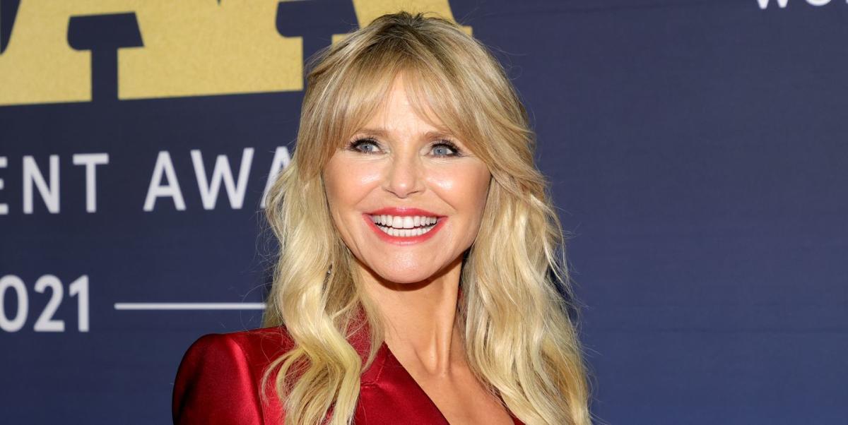 Christie Brinkley, 68, Floors Fans With ‘Hot,’ ‘Topless’ Throwback Pic